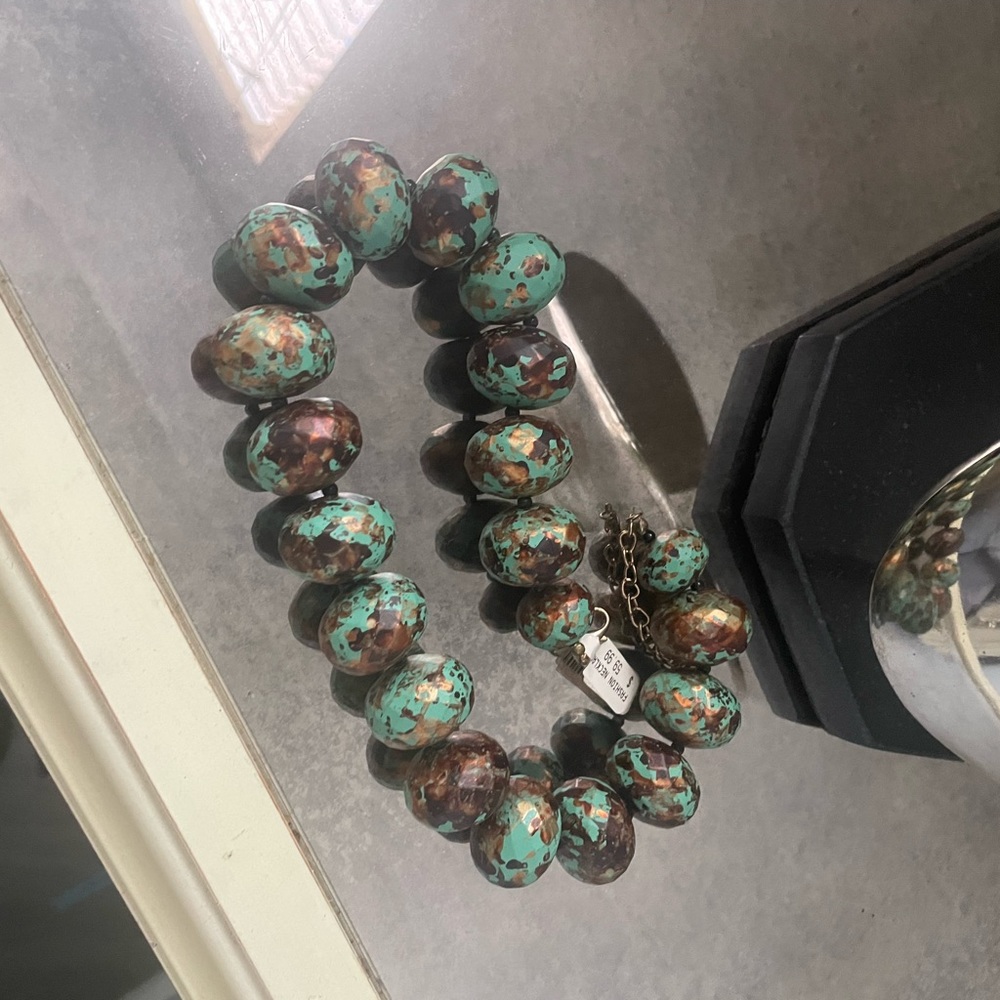 Necklace - Picture 5 of 6
